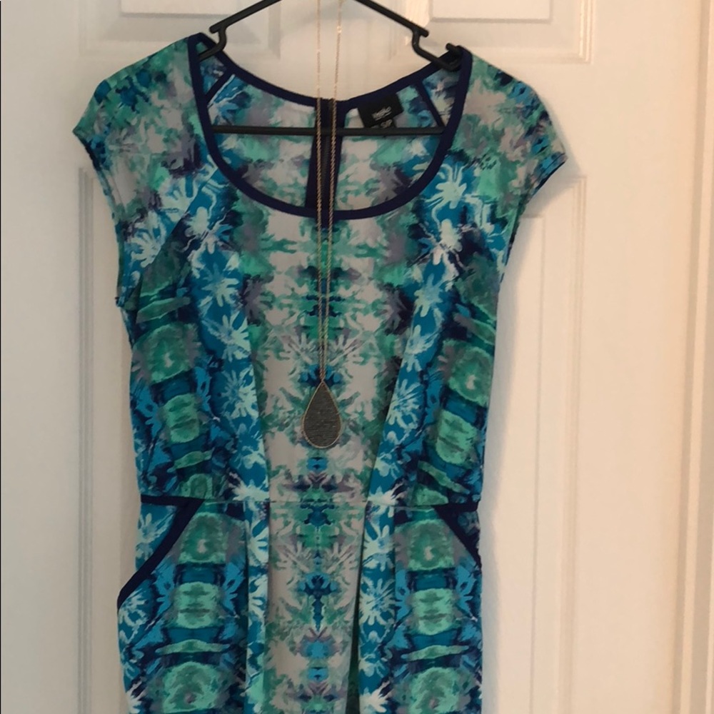 The perfect work dress!💙